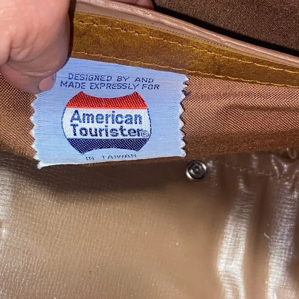 VTG,American Tourister Made In Taiwan Premium Brown Vinyl Duffel Bag